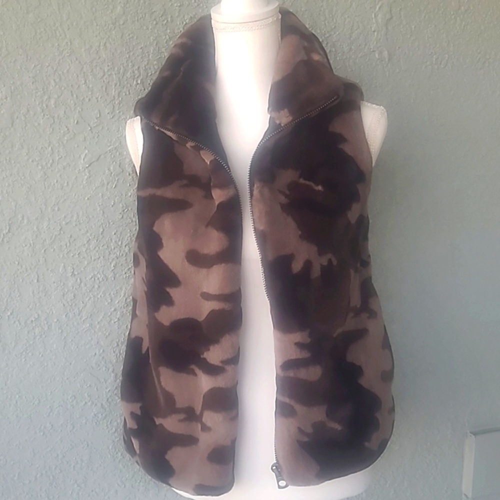 DYLAN Los Angeles Soft Faux Fur Love Vest